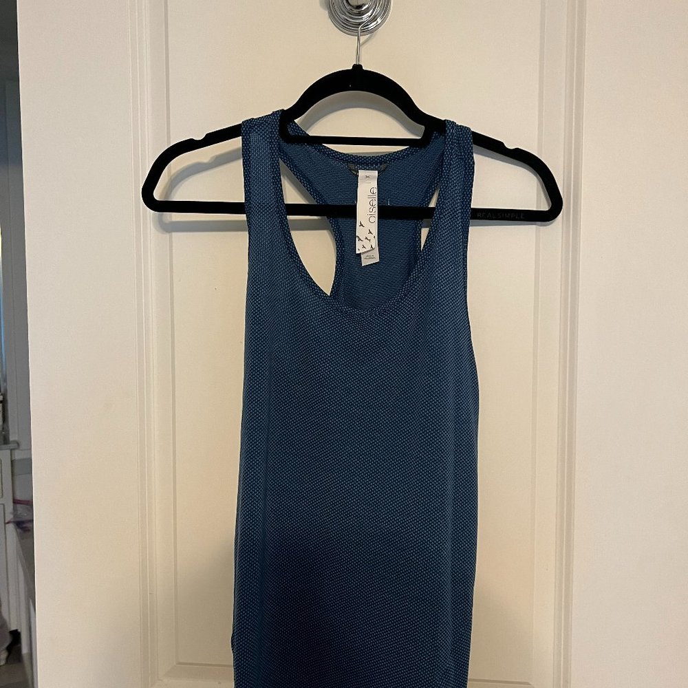 Oiselle Blue